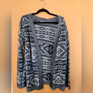Knit Sweater/Cardigan